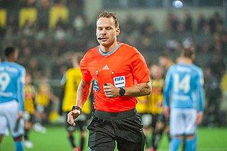 <span class="mw-page-title-main">Kristoffer Karlsson</span> Swedish football referee (born 1984)