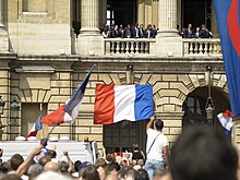 The French team in front of fans in 2006.