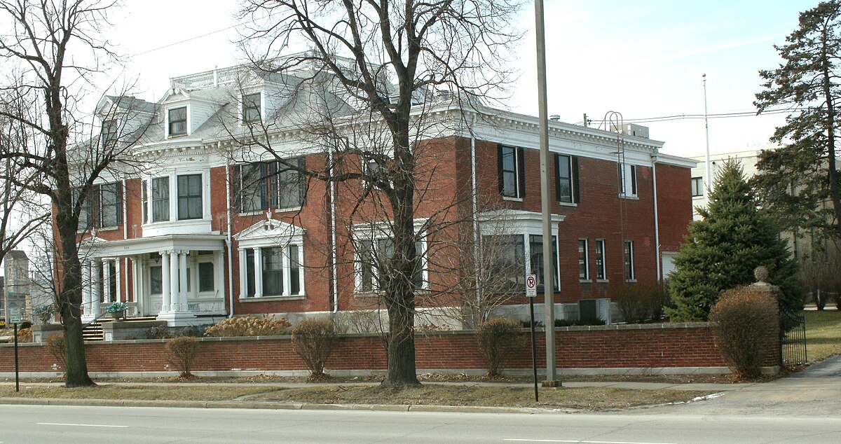 File:George B Douglas House Cedar Rapids IA pic2.JPG - Wikimedia Commons.