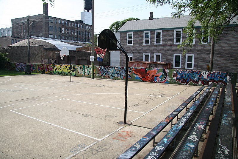 File:Graffiti stadium (193342211).jpg