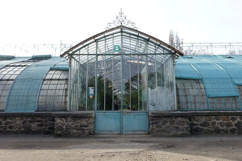 File:Greenhouse @ Jardin des Serres d'Auteuil @ Paris 16 (33122208315).jpg