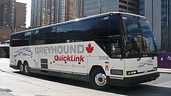 Prevost in QuickLink branding in 2008 Greyhound 1257 Quicklink.JPG