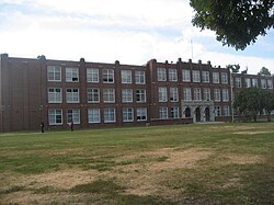 Grimsley High School (Greensboro, North Carolina) 1.jpg