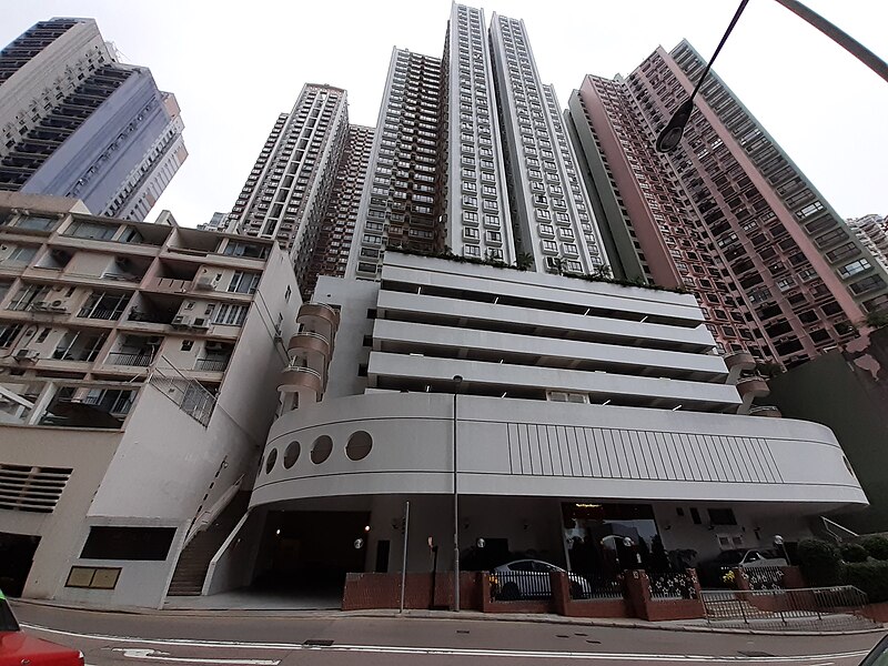 File:HK ML 半山區 Mid-Levels 羅便臣道 Robinson Road morning February 2020 SS2 09.jpg