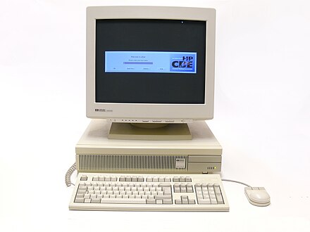 HP 9000 model 735 running the Common Desktop Environment (CDE) login manager