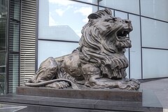 HSBC lion, left, Canary Wharf.jpg