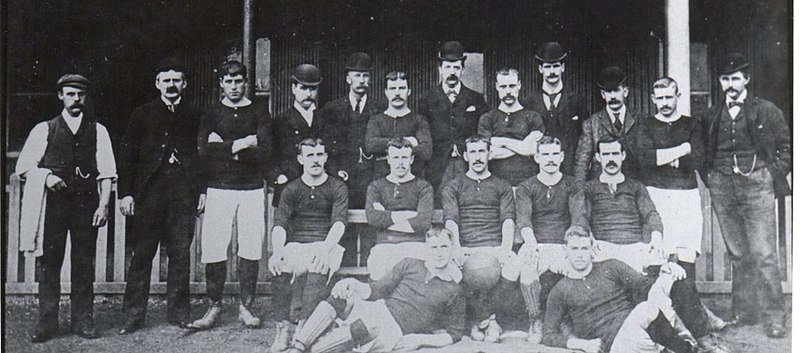 File:Hearts Squad 1895.jpg