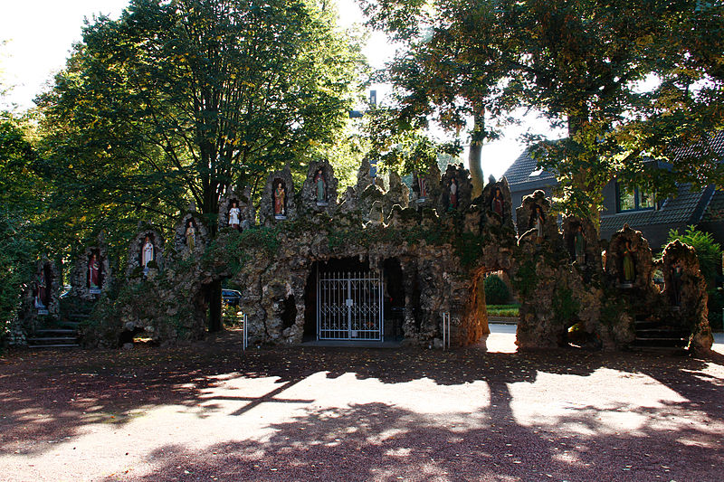 File:Heiligengrotte, Heiligenpesch 81b.JPG