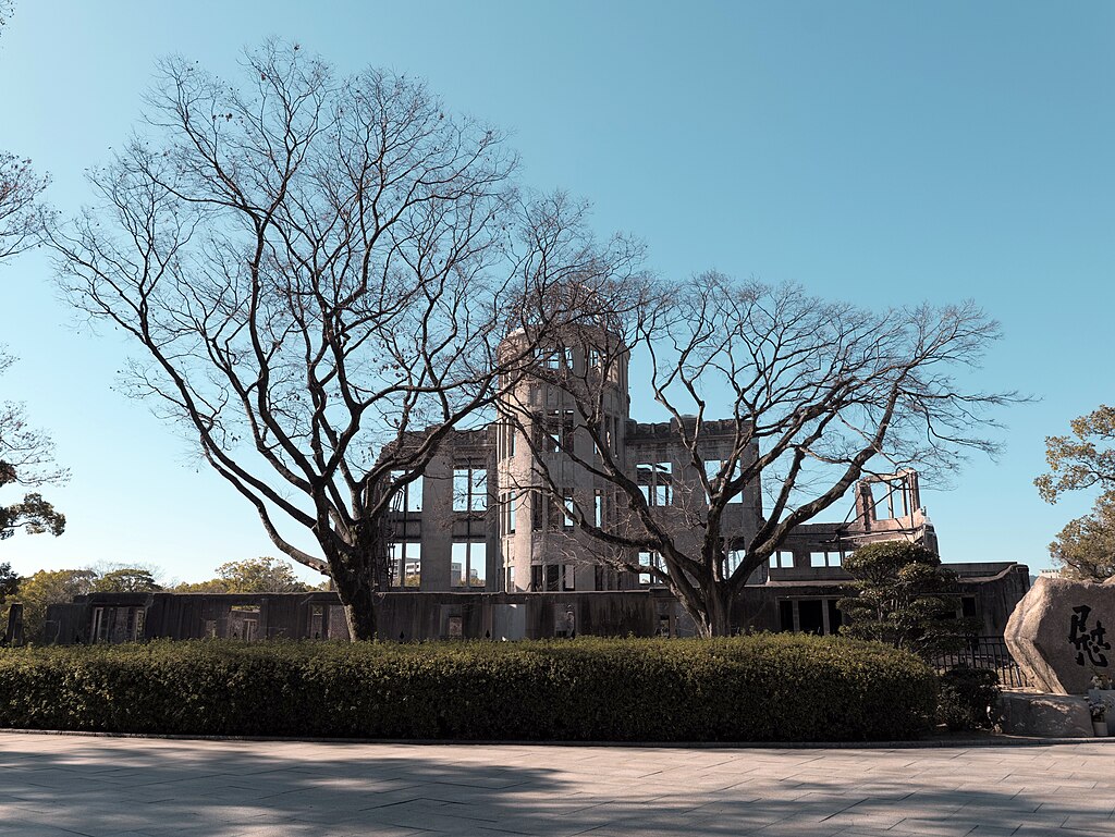 Hiroshima Atomic Bomb Memorial Genbaku Dome hdsr S5 08