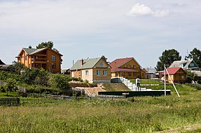 Houses in village Naleskino, Nizhny Novgorod Oblast.jpg