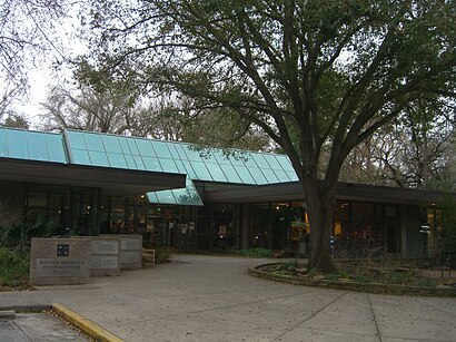 Cómo llegar a Houston Arboretum & Nature Center en transporte público - Sobre el lugar
