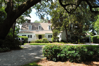 <span class="mw-page-title-main">Huger-Gordon House</span> House in Bluffton, South Carolina, US