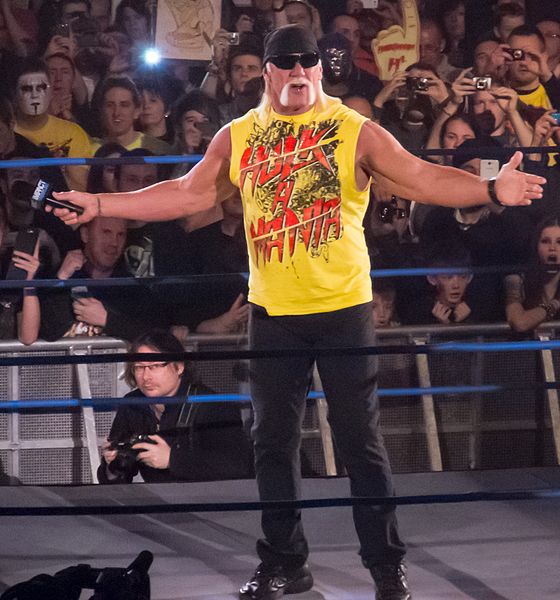 File:Hulk Hogan @ Impact! TV Taping.jpg