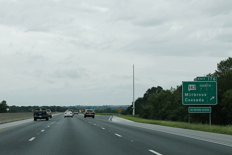 File:I-65 North - Exit 176 - AL143 North.jpg