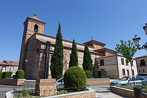 Iglesia de San Julián y Santa Basilisa, El Casar de Escalona 03.jpg