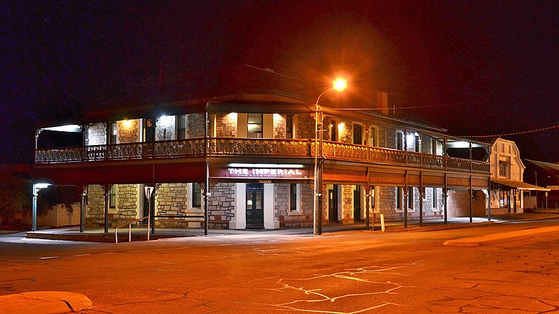 File:Imperial Hotel, Broken Hill, 2017 (02).jpg