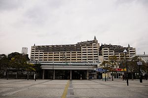 本郷台駅: 歴史, 駅構造, 利用状況