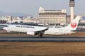 Boeing 737-800 de JAL Express au décollage