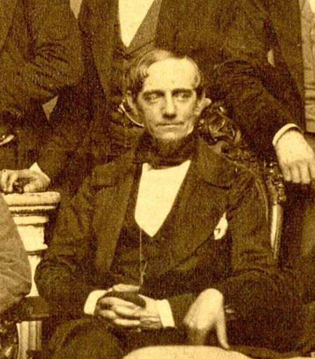 Jonathan Mason Warren (cropped).jpg