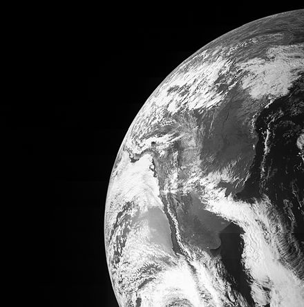 Juno views Earth in October 2013 during the spacecraft's flyby en route to Jupiter