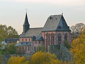 Justinuskirche Höchst south-east view November 2006.jpg