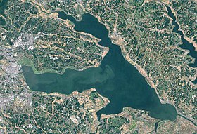 Immagine satellitare del lago Kasumigaura.