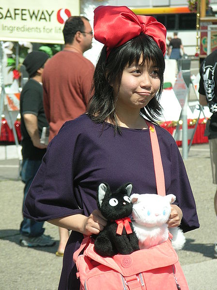 File:Kiki cosplayer at 2010 NCCB 2010-04-18 2.JPG