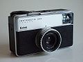 Kodak Instamatic 233 (UK, Allemagne, 1968 - 1970)