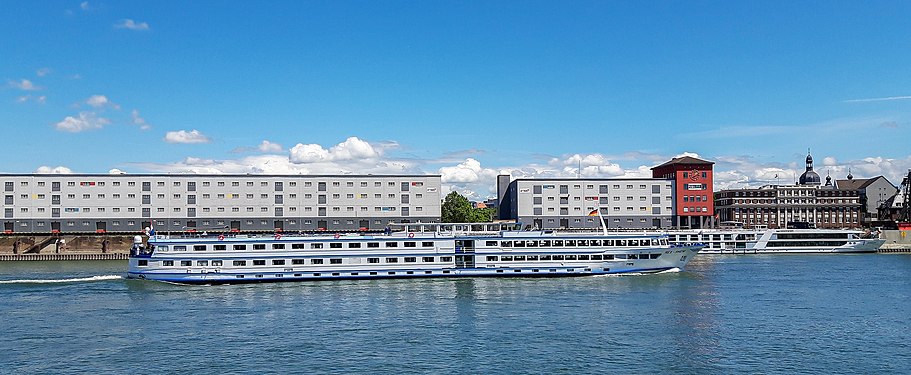 The hotelship “Rex Rheni“ on the Rhine near Ludwigshafen/Mannheim