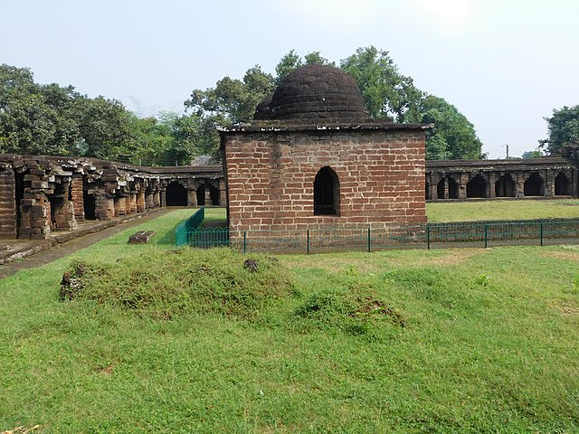Image: Kurumbera Fort 1