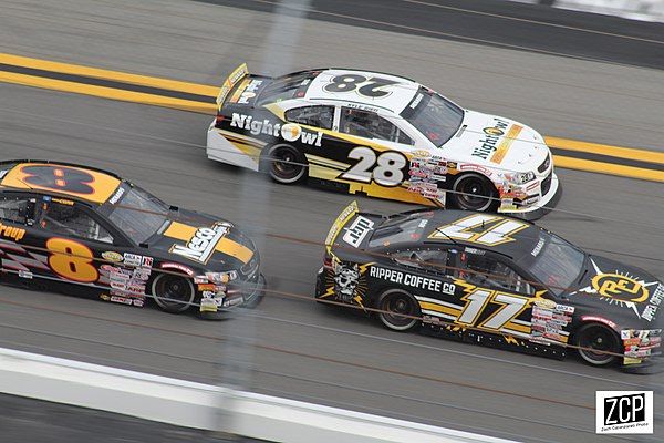 Sieg (No. 28) racing Sean Corr (No. 8) and Tanner Gray (No. 17) for position in the ARCA season-opener at Daytona in 2021