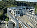 公園西駅 プラットホーム