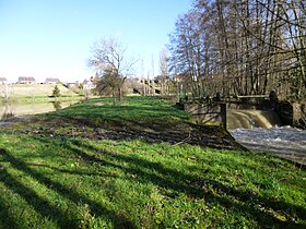 L'Aveyron à l'étang communal.