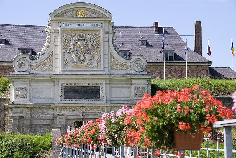 File:La porte royale de la Citadelle de Lille.jpg