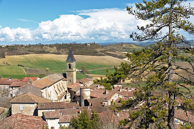 Français : Vue de l'église collégiale Saint-Rémy, Lautrec, Tarn, France. English: View of church Saint-Rémy (Lautrec, Tarn, France)