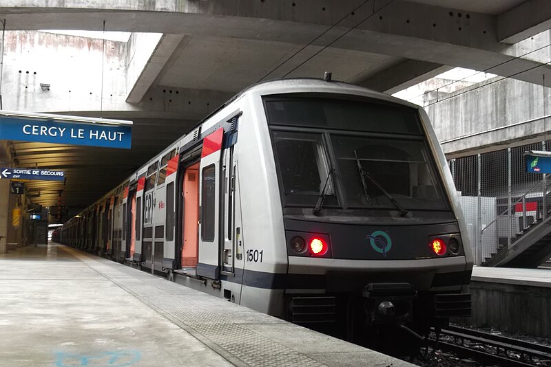 File:Le MI2N Altéo Z1501.1502 du RER A Ratp.JPG