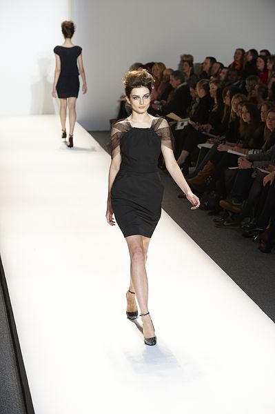 File:Lela Rose Fall-Winter 2010 135.jpg