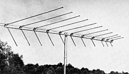 Log periodic VHF TV antenna 1963.jpg
