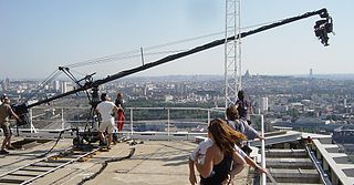 Fortune Salaire Mensuel de Louma Grue Combien gagne t il d argent ? 1 000,00 euros mensuels