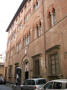 Lucca, Guinigi house.jpg