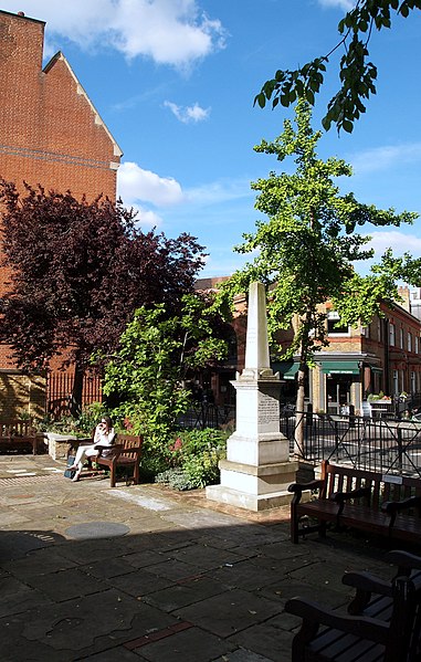 File:Marylebone High Street, London W1 - geograph.org.uk - 3998749.jpg