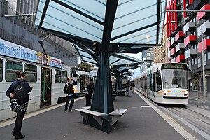 Трамваї на зупинці «Melbourne University»