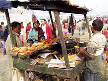 Street vendor serving fast food in Nepal Messe-36.JPG