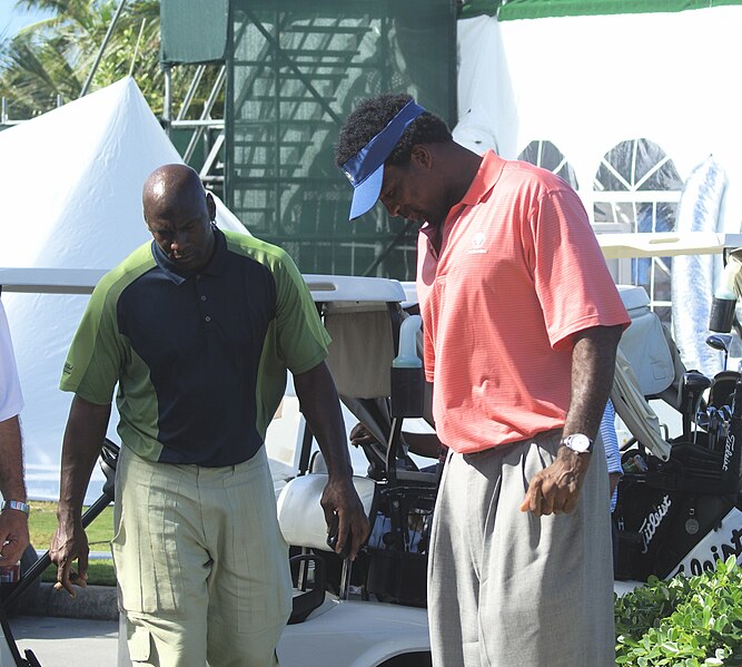 File:Michael Jordan & Charles Oakley on the green.jpg