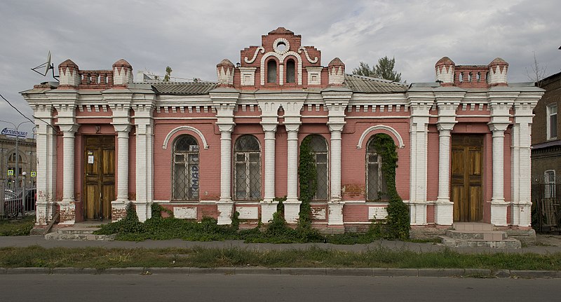 File:Mikhnovskogo Street, 2.jpg