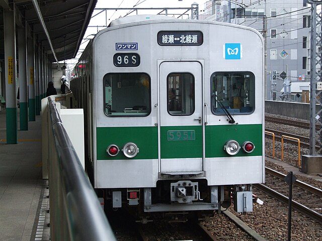 A Chiyoda Line 3-car set at Ayase Depot in December 2007