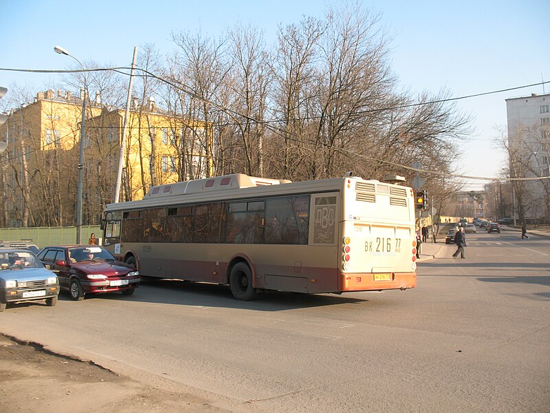 File:Moscow bus 11299 2007-03 1174667977 Mikhalkovskaya Street LiAZ-5292.JPG