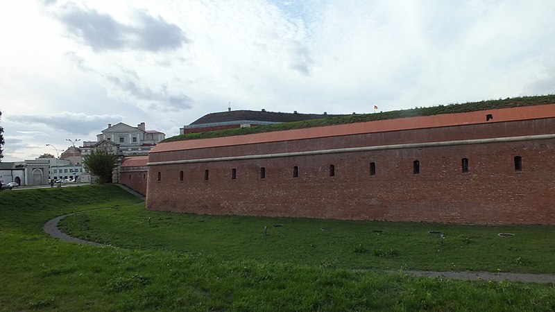 File:Nadszaniec-"kawaler" bastion VII (4).JPG