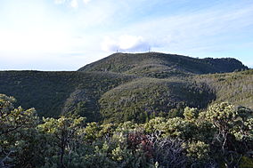 One of the peaks of Mount Saint Helena.JPG