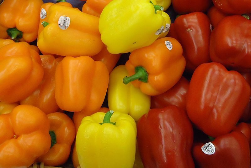 File:Orange and yellow and red peppers for sale in supermarket.JPG